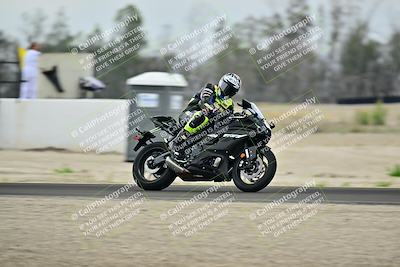 media/Apr-18-2025-TrackDaz (Fri) [[45f5874c44]]/C Group/Session 1 (Turn 7)/